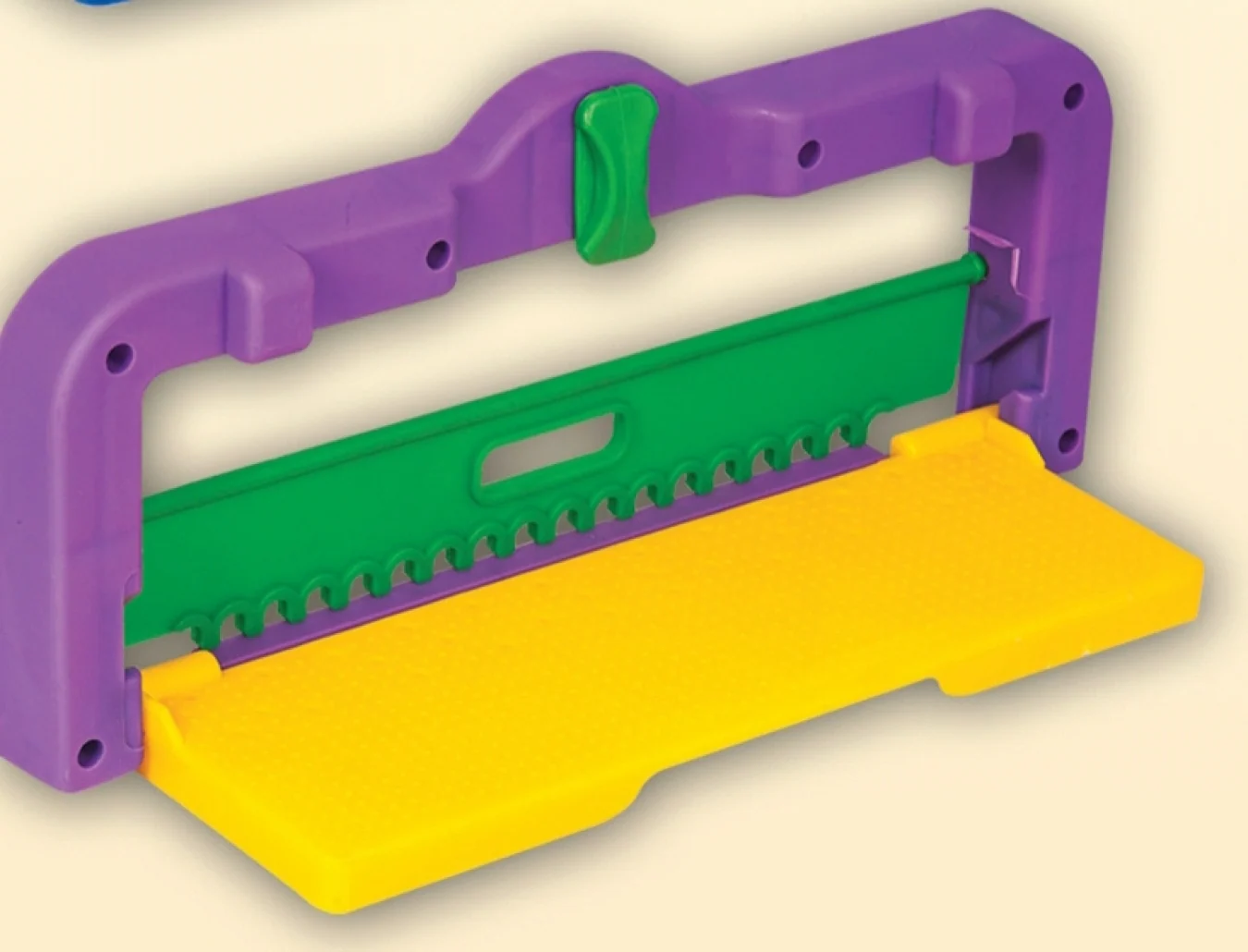 Daraltmalı Alman Model Uçuş Tahtası(30 cm.) – Bozok Arıcılık